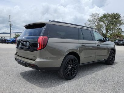 New 2027 Ford Expedition Max Platinum w/ Stealth Performance Package