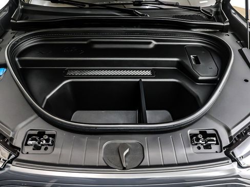 Used 2025 Audi Q6 e-tron Premium w/ Convenience Package image 11