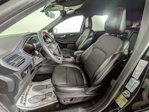 Used 2023 Ford Escape ST-Line image 17