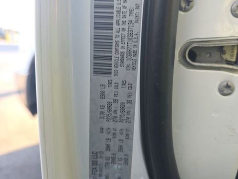 Used 2019 RAM 1500 Big Horn image 17