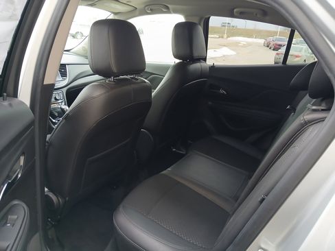 Used 2017 Buick Encore Preferred image 9