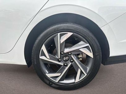 Used 2025 Hyundai Elantra Sport