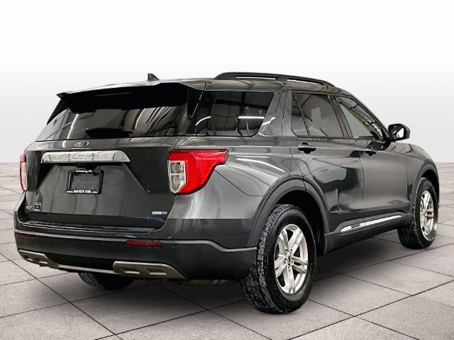 Used 2020 Ford Explorer XLT w/ Equipment Group 202A AWD/4WD image 11
