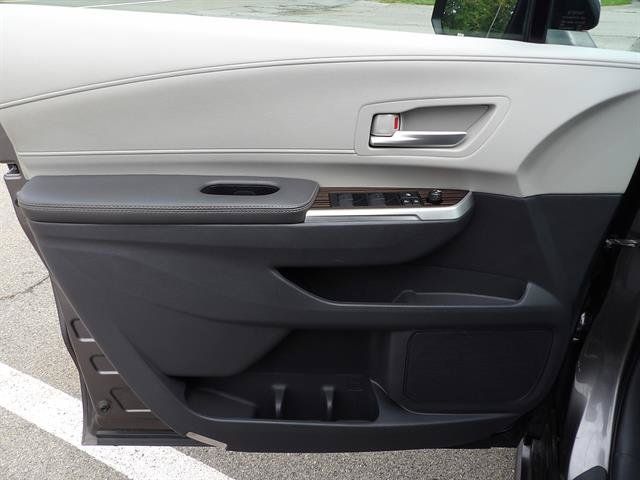 Used 2022 Toyota Sienna XLE FWD image 11