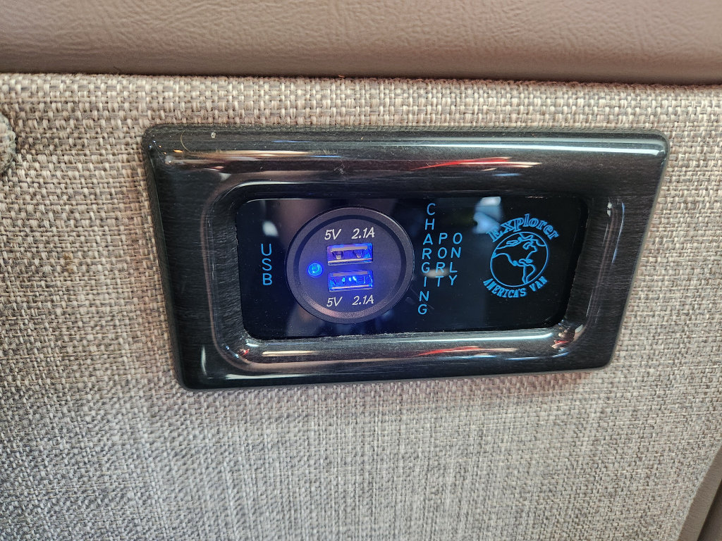 Used 2022 GMC Savana 2500 w/ Enhanced Convenience Package RWD image 56