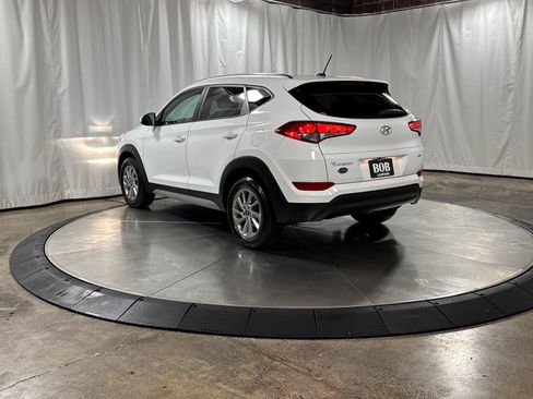 Used 2017 Hyundai Tucson SE w/ SE Popular Package 02 AWD/4WD image 7