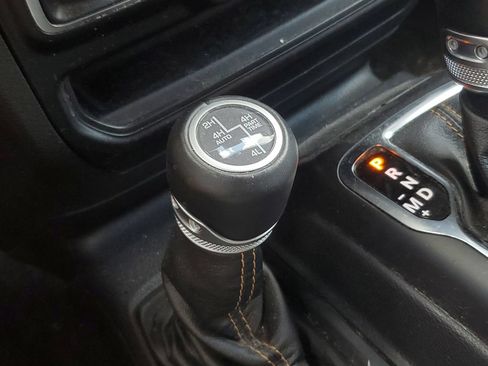 Used 2021 Jeep Wrangler Unlimited Sahara AWD/4WD image 28