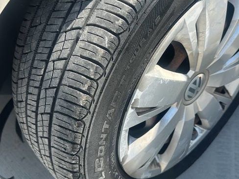 Used 2012 Volkswagen Jetta SE FWD image 14