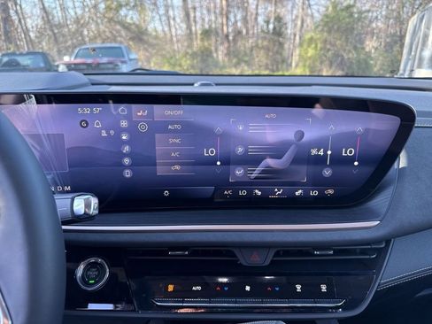 New 2026 Buick Envision Sport Touring image 21