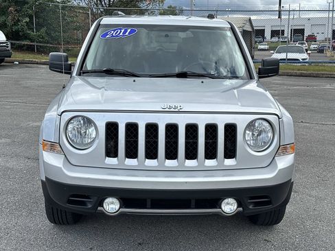 Used 2011 Jeep Patriot 70th Anniversary image 9