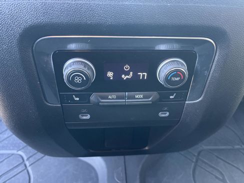 Used 2024 Chevrolet Tahoe High Country image 27