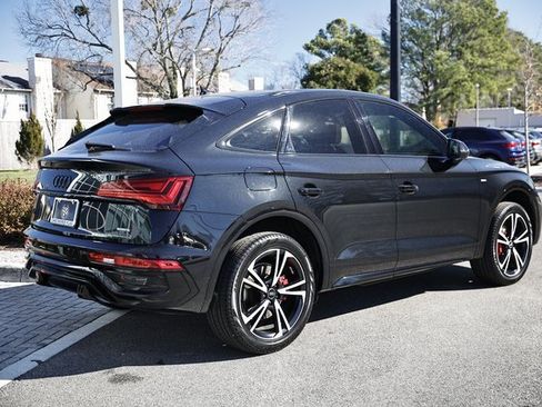 Certified 2025 Audi Q5 2.0T Premium Plus w/ Premium Plus Package image 7