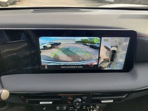 New 2026 Nissan Kicks SR w/ Cold Weather Package FWD image 26