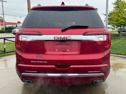 Used 2021 GMC Acadia Denali w/ Denali Technology Package FWD image 6