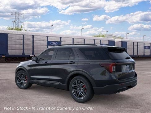 New 2026 Ford Explorer ST-Line w/ ST-Line Street Pack RWD image 4