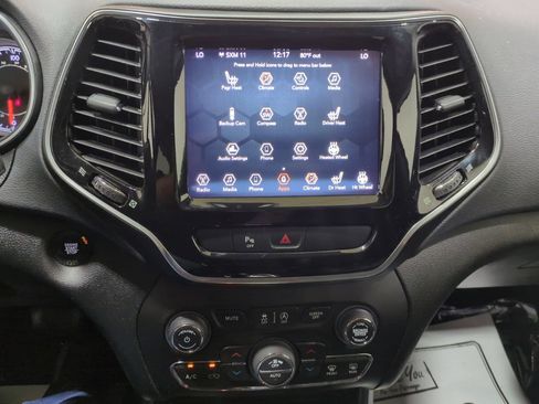 Used 2020 Jeep Cherokee Limited AWD/4WD image 21