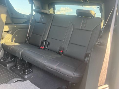 Used 2024 Chevrolet Tahoe RST w/ Luxury Package RWD image 32