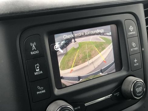 Used 2022 RAM 1500 Big Horn AWD/4WD image 20