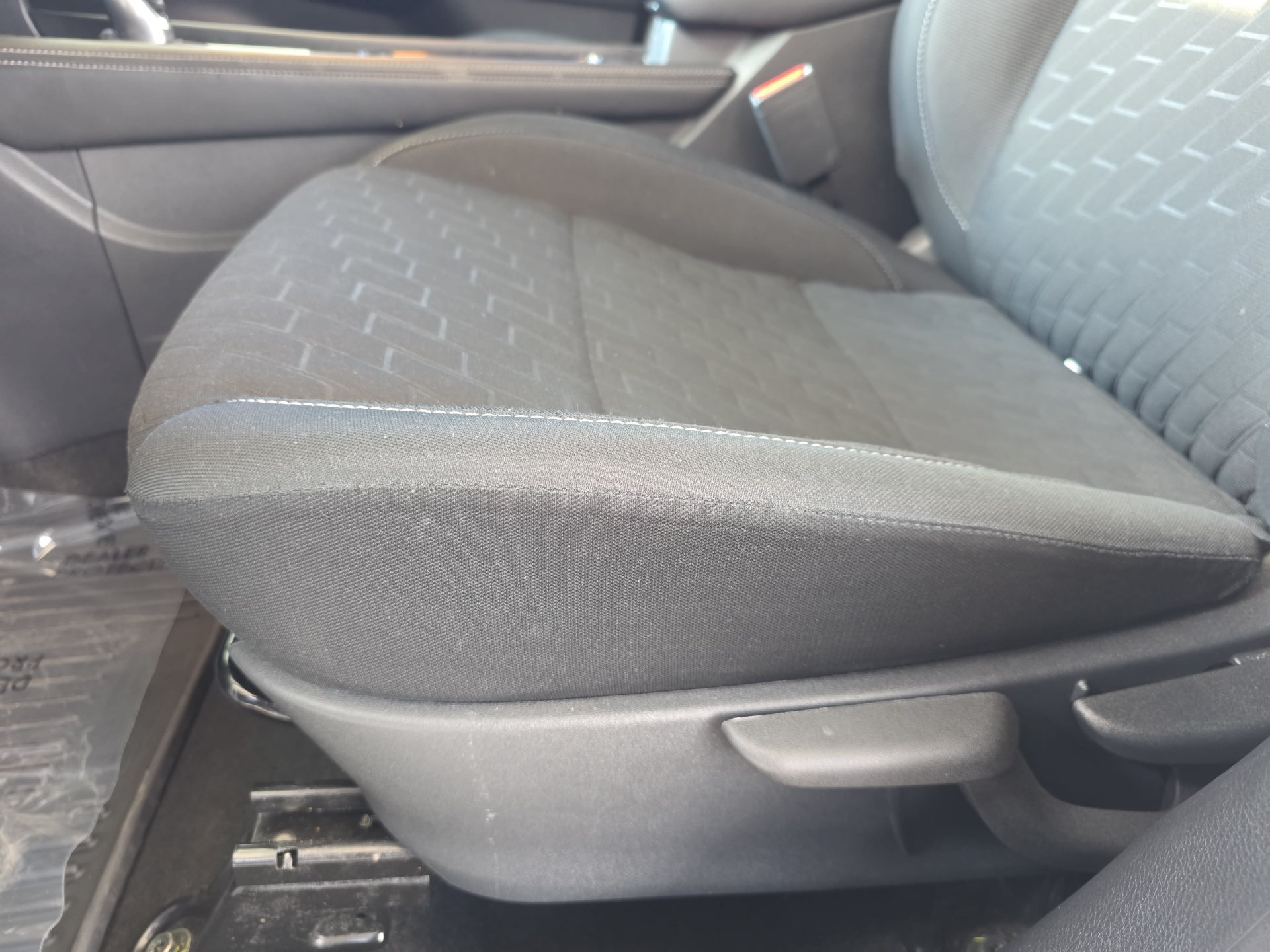 Used 2023 Nissan Kicks SV FWD image 27