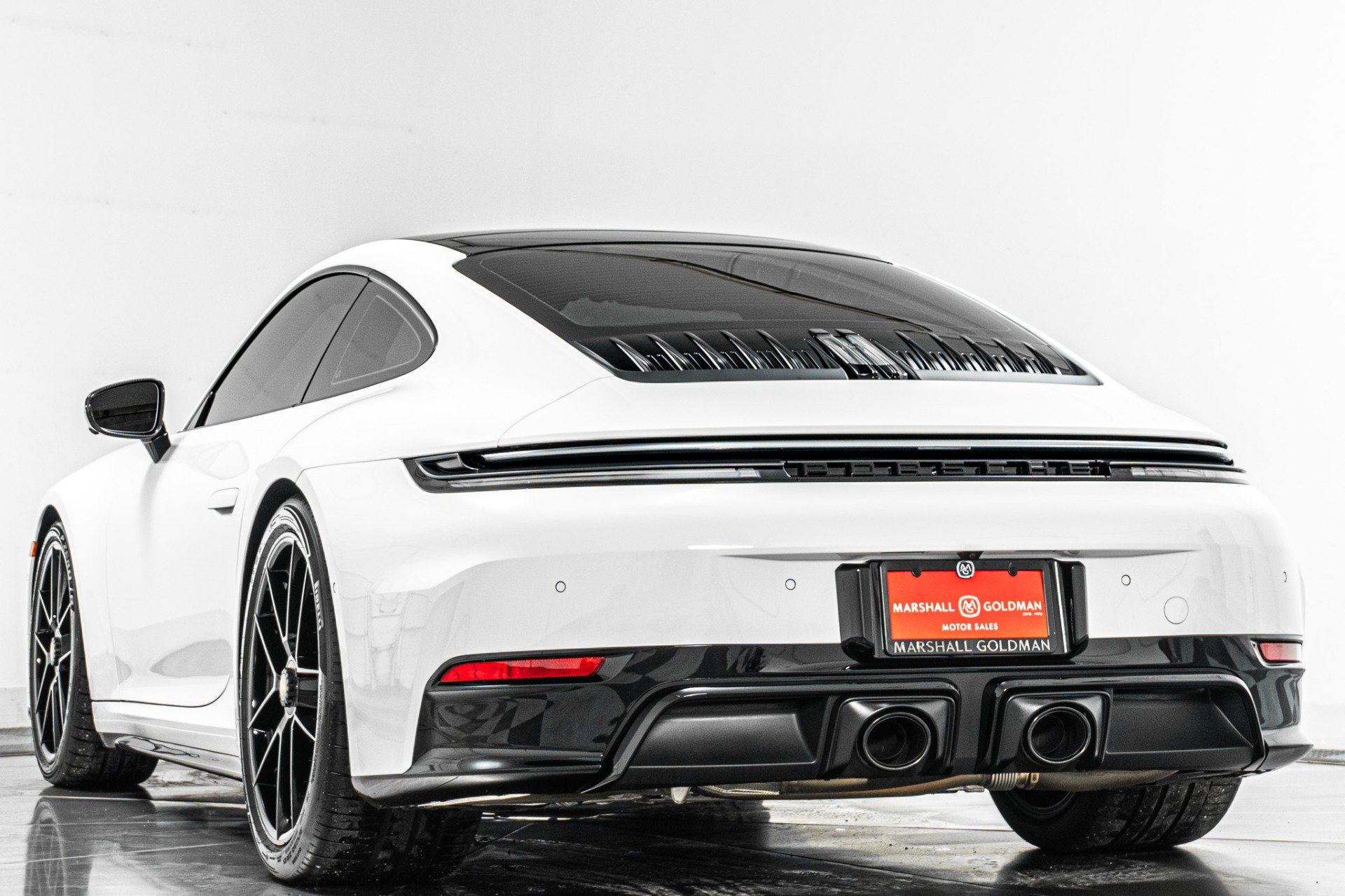 Used 2026 Porsche 911 Carrera 4 GTS AWD/4WD image 7
