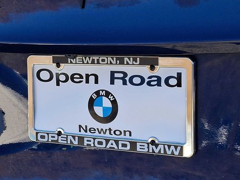 Used 2022 Tesla Model Y Long Range image 31