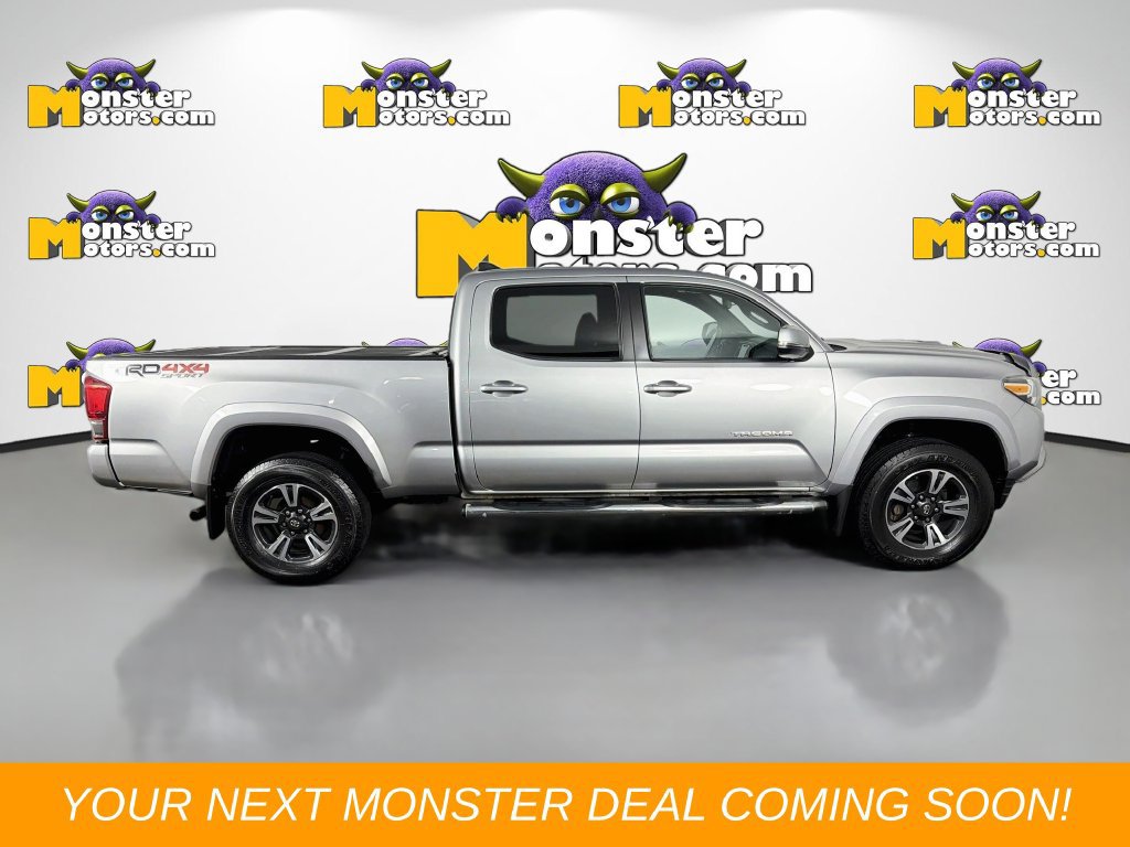 Used 2016 Toyota Tacoma TRD Sport AWD/4WD image 4