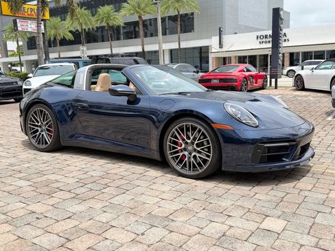 Used 2022 Porsche 911 Targa 4S AWD/4WD image 7