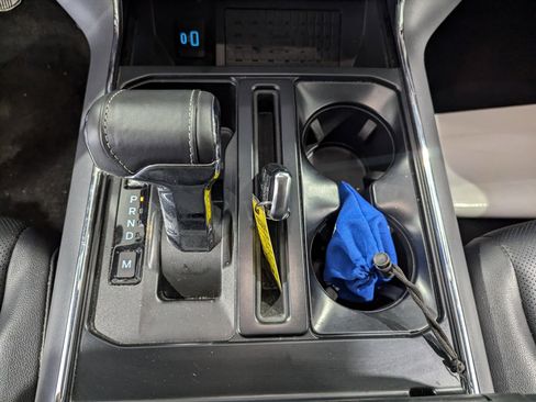 Used 2023 Ford F150 Lariat w/ Equipment Group 502A High image 26