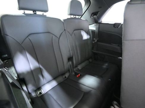 Used 2026 Audi Q7 3.0T Premium Plus w/ Premium Plus Package image 30