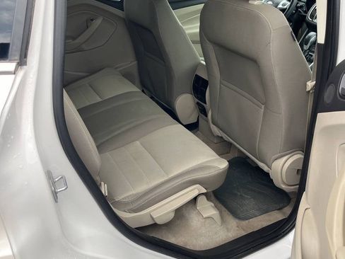 Used 2014 Ford Escape SE w/ Equipment Group 201A AWD/4WD image 17