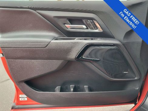 New 2026 Chevrolet Silverado EV LT AWD/4WD image 9