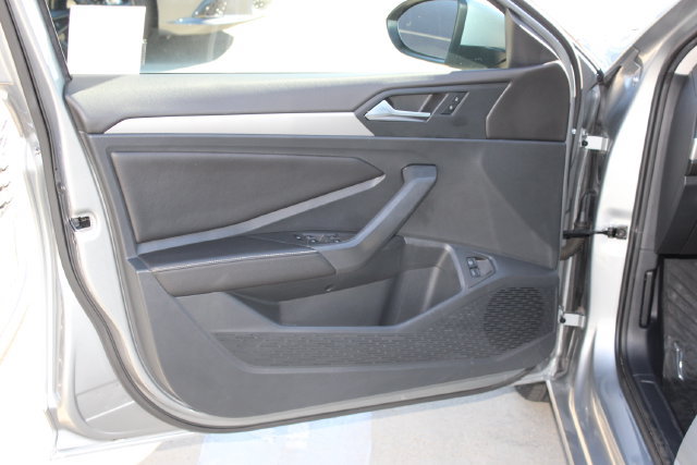 Used 2023 Volkswagen Jetta S FWD image 10