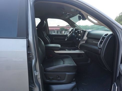 Used 2022 RAM 2500 Laramie AWD/4WD image 16