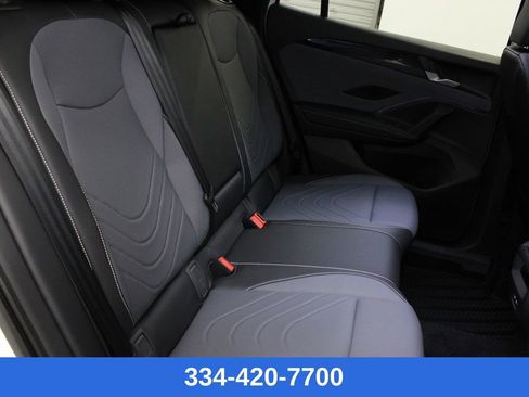 New 2026 Volkswagen Tiguan SE R-Line image 19