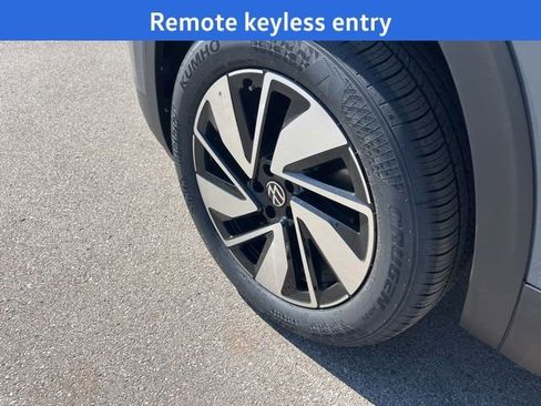 New 2026 Volkswagen Atlas SE image 5