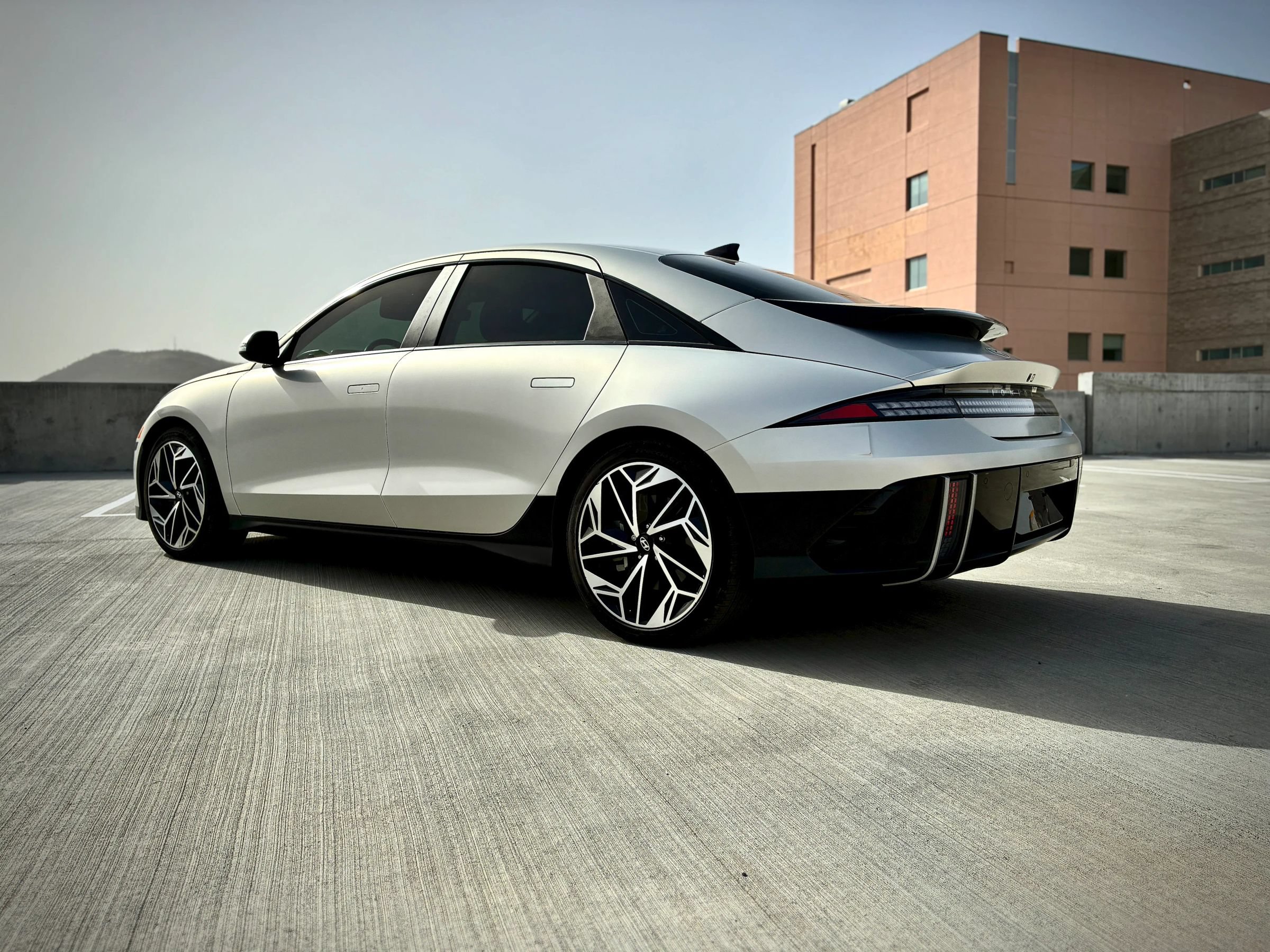 Used 2023 Hyundai Ioniq 6 SEL AWD/4WD image 10