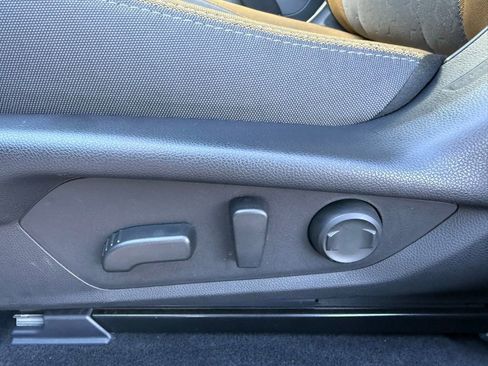 Certified 2025 Subaru Crosstrek 2.5i Sport image 23