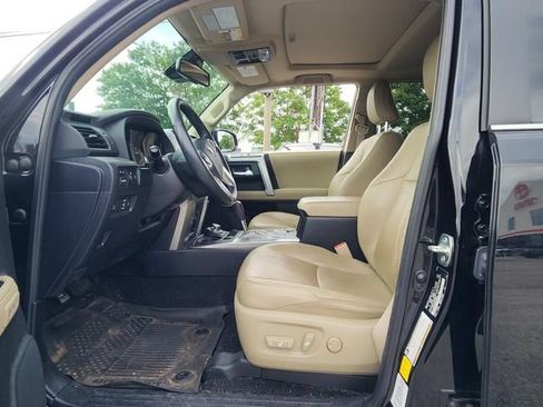 Used 2023 Toyota 4Runner Limited AWD/4WD image 10
