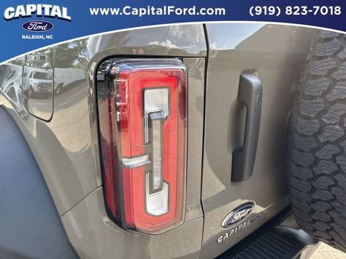 Used 2025 Ford Bronco Badlands AWD/4WD image 15