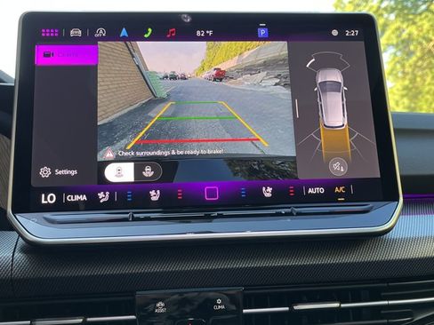 New 2026 Volkswagen GTI SE FWD image 25