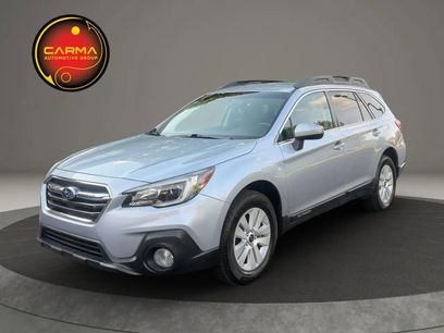 Used 2018 Subaru Outback 2.5i Premium w/ Popular Package #1