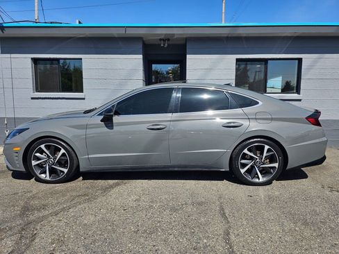 Used 2022 Hyundai Sonata Sport FWD image 2