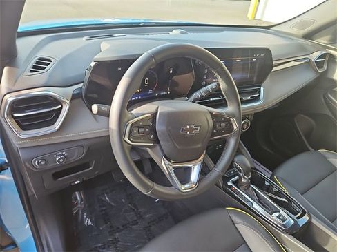 Certified 2025 Chevrolet TrailBlazer ACTIV w/ Convenience Package image 10