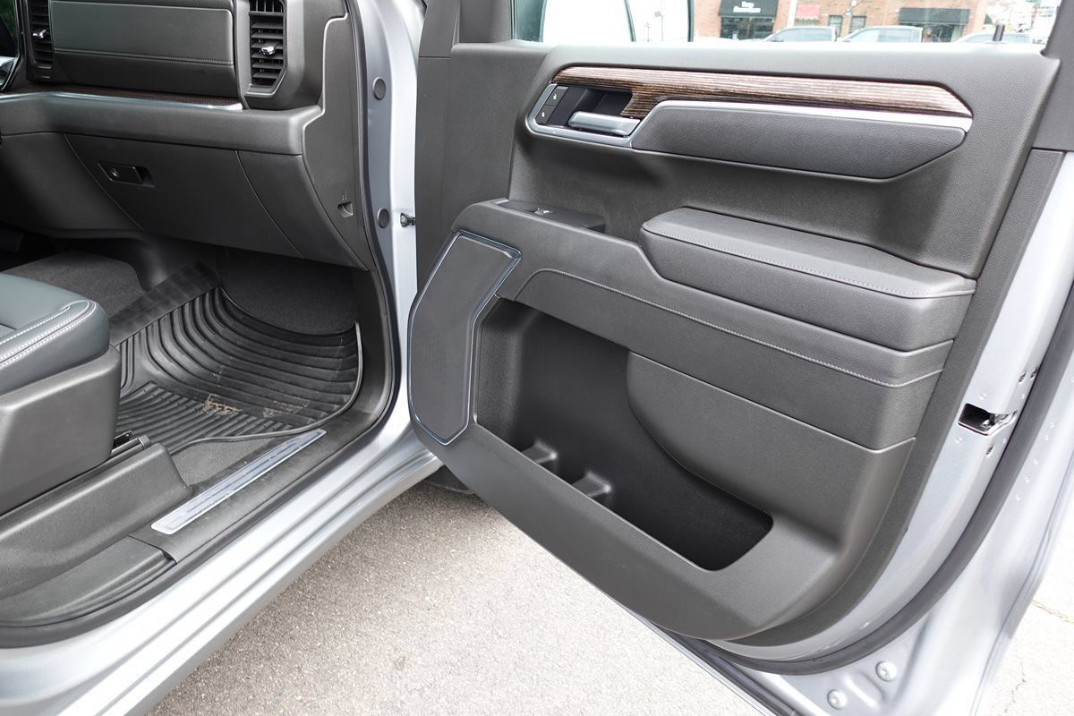 Used 2025 GMC Sierra 1500 Elevation AWD/4WD image 35