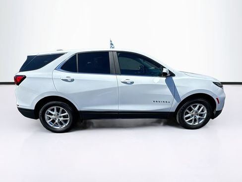 Used 2024 Chevrolet Equinox LT image 9