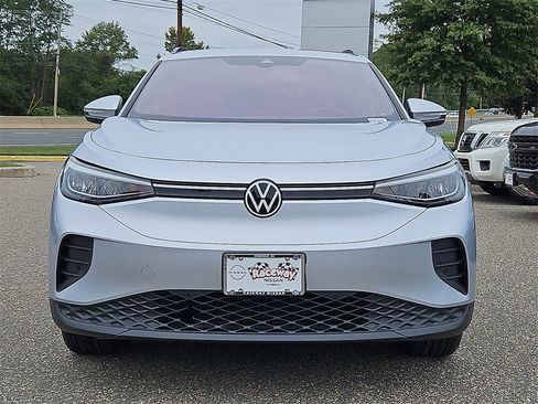 Used 2022 Volkswagen ID.4 Pro image 2