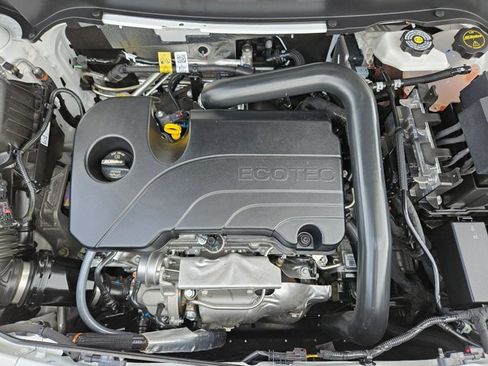 Used 2026 Chevrolet Equinox LT image 26