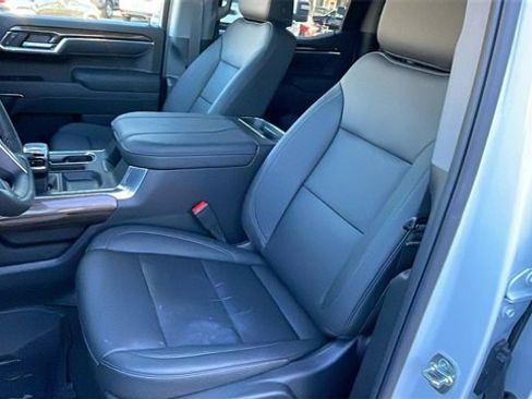 Used 2025 Chevrolet Silverado 1500 LT Trail Boss w/ Convenience Package II image 13