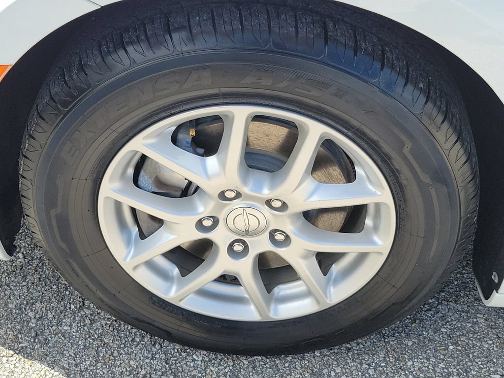 Used 2020 Chrysler Pacifica Touring-L w/ Advanced Safetytec Group FWD image 5