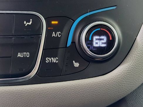 Used 2021 Chevrolet Equinox LT AWD/4WD image 22